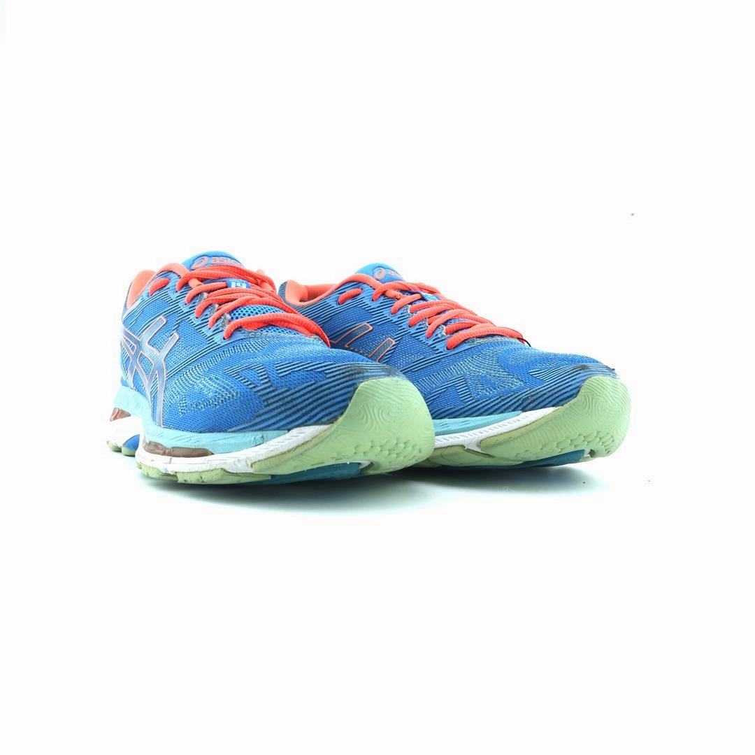 ASICS GEL-NIMBUS 19 lightweight athletic shoe visuals