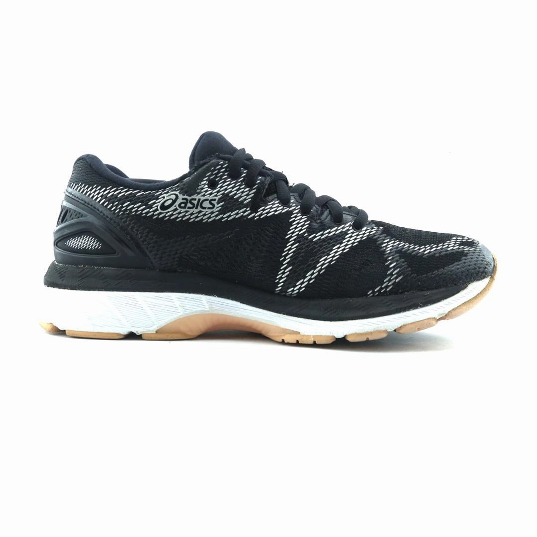 ASICS GEL NIMBUS 20 lightweight athletic shoe visuals