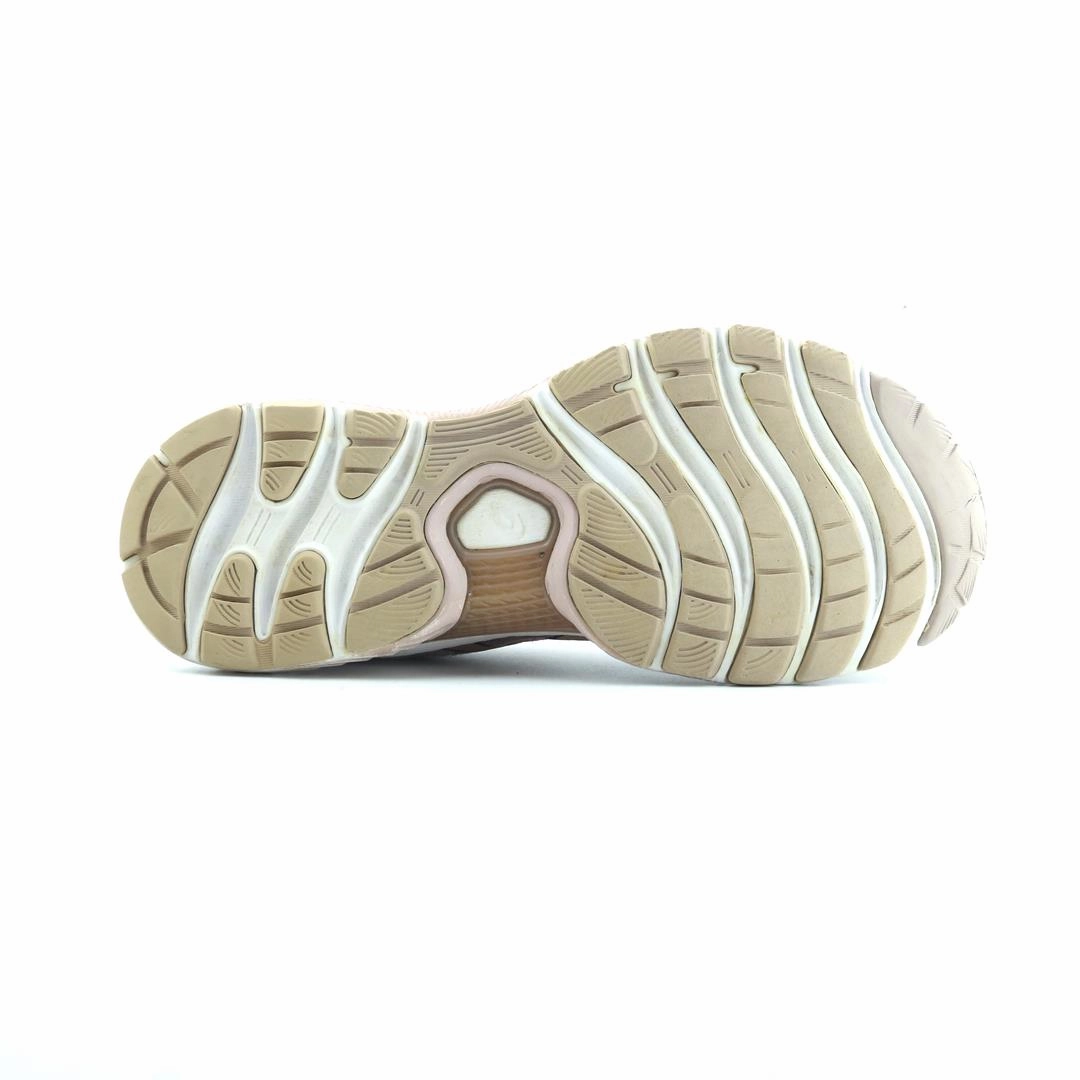 ASICS GEL-NIMBUS 22 performance running shoe photos