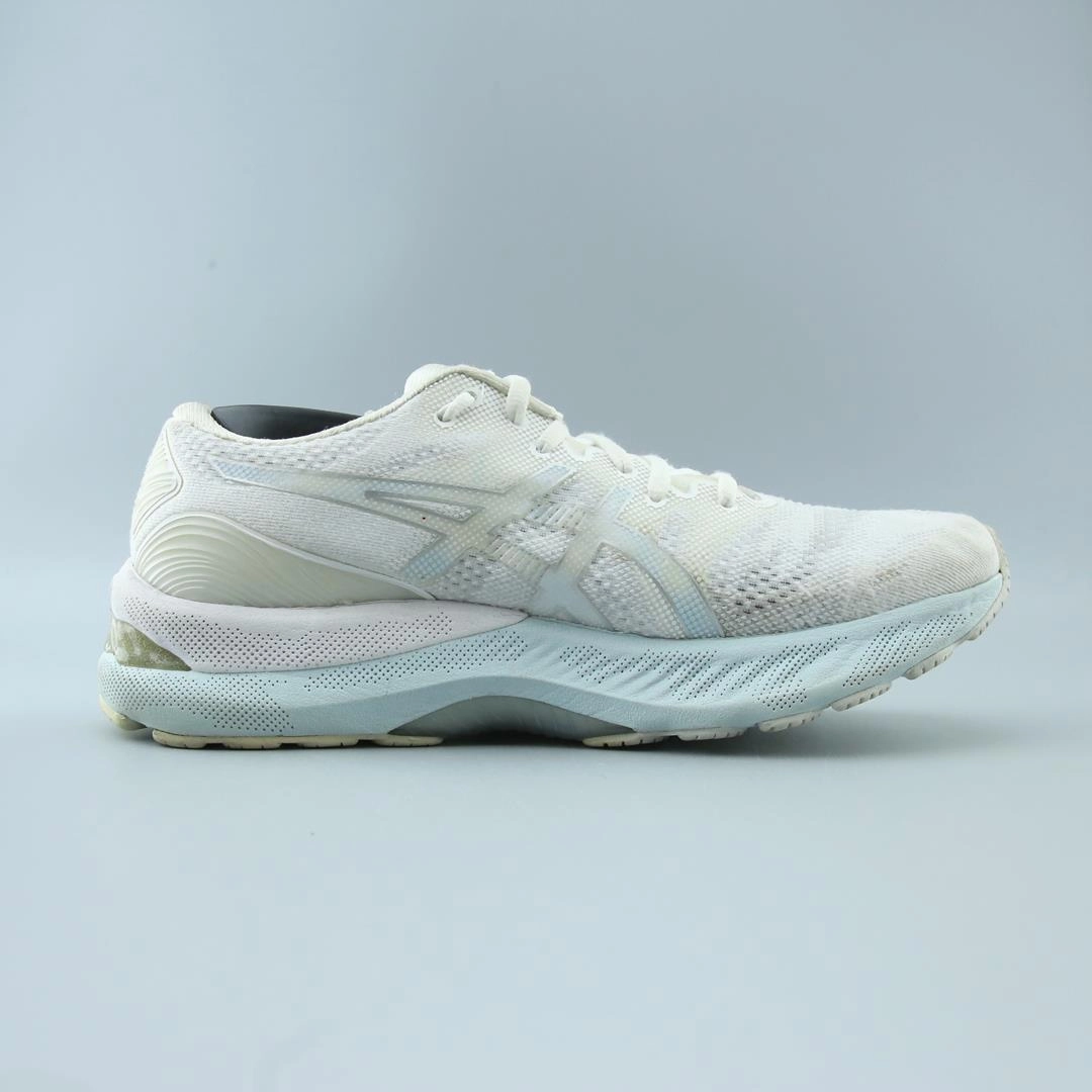 ASICS GEL-NIMBUS 23 trainer shoe design snapshots