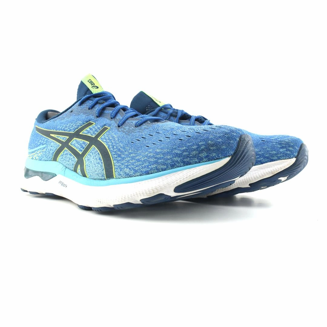 ASICS GEL NIMBUS 24 lightweight athletic shoe visuals