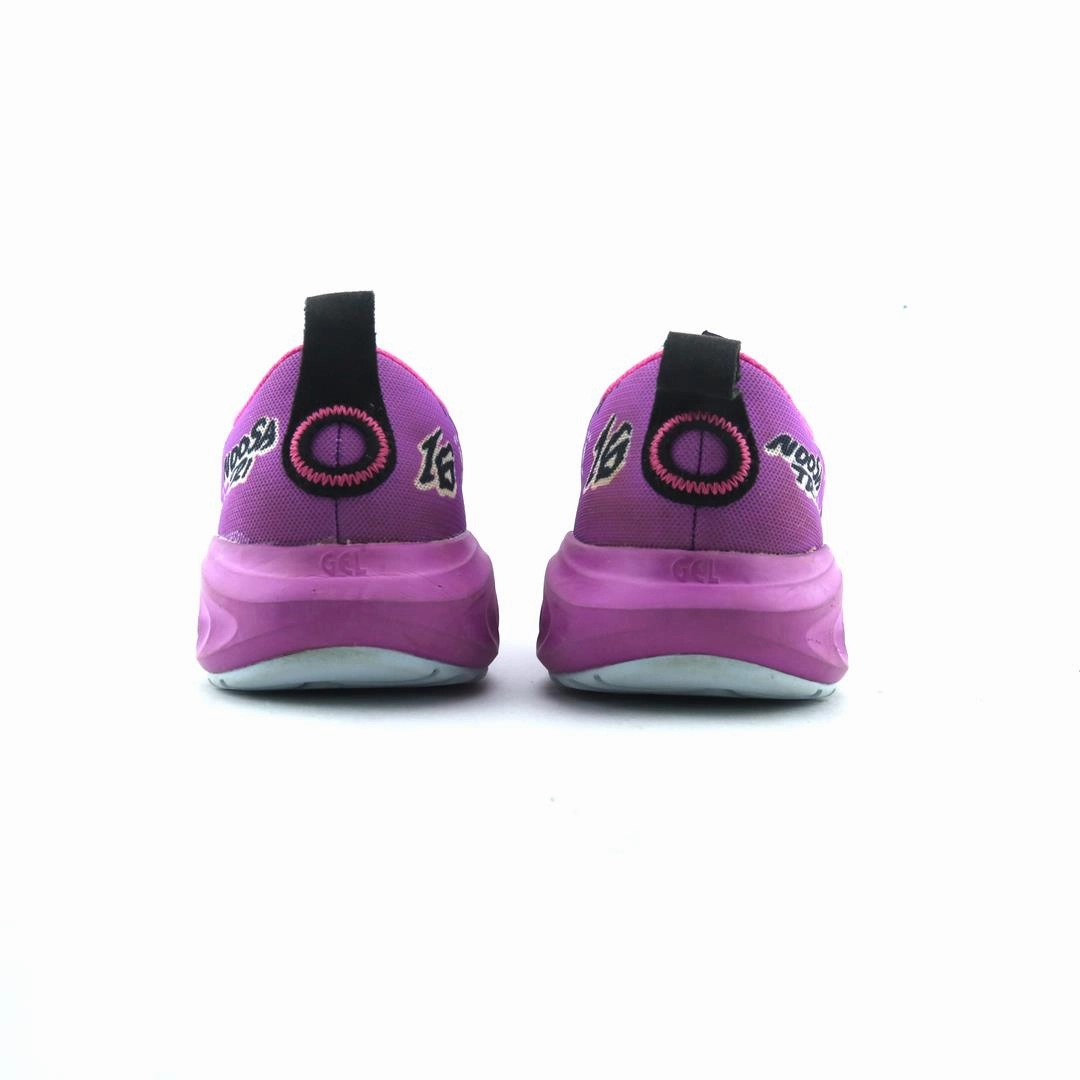 ASICS GEL-NOOSA TRI 16 lightweight athletic shoe visuals