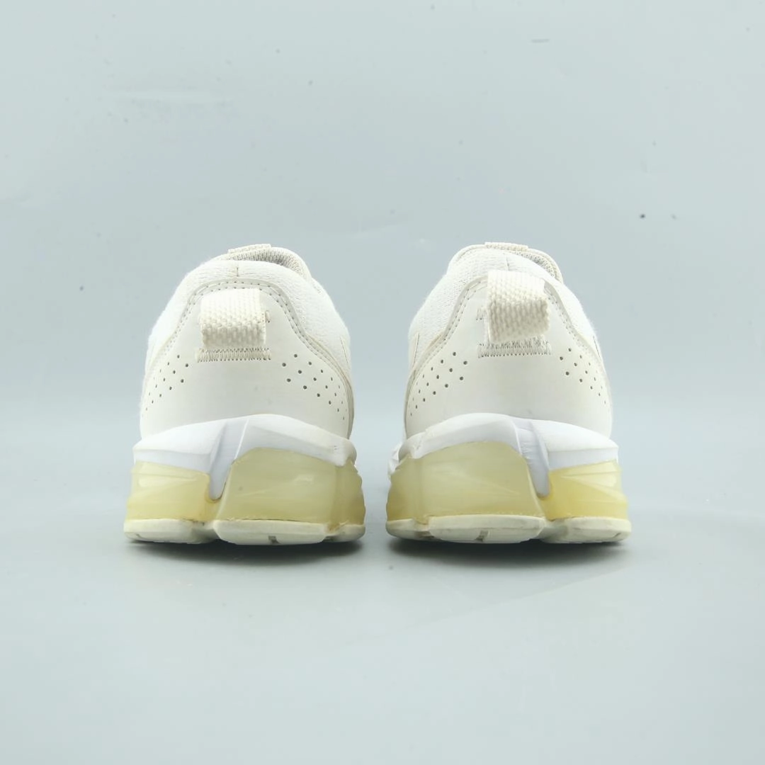 ASICS GEL-QUANTUM 90 2 trainer shoe design snapshots