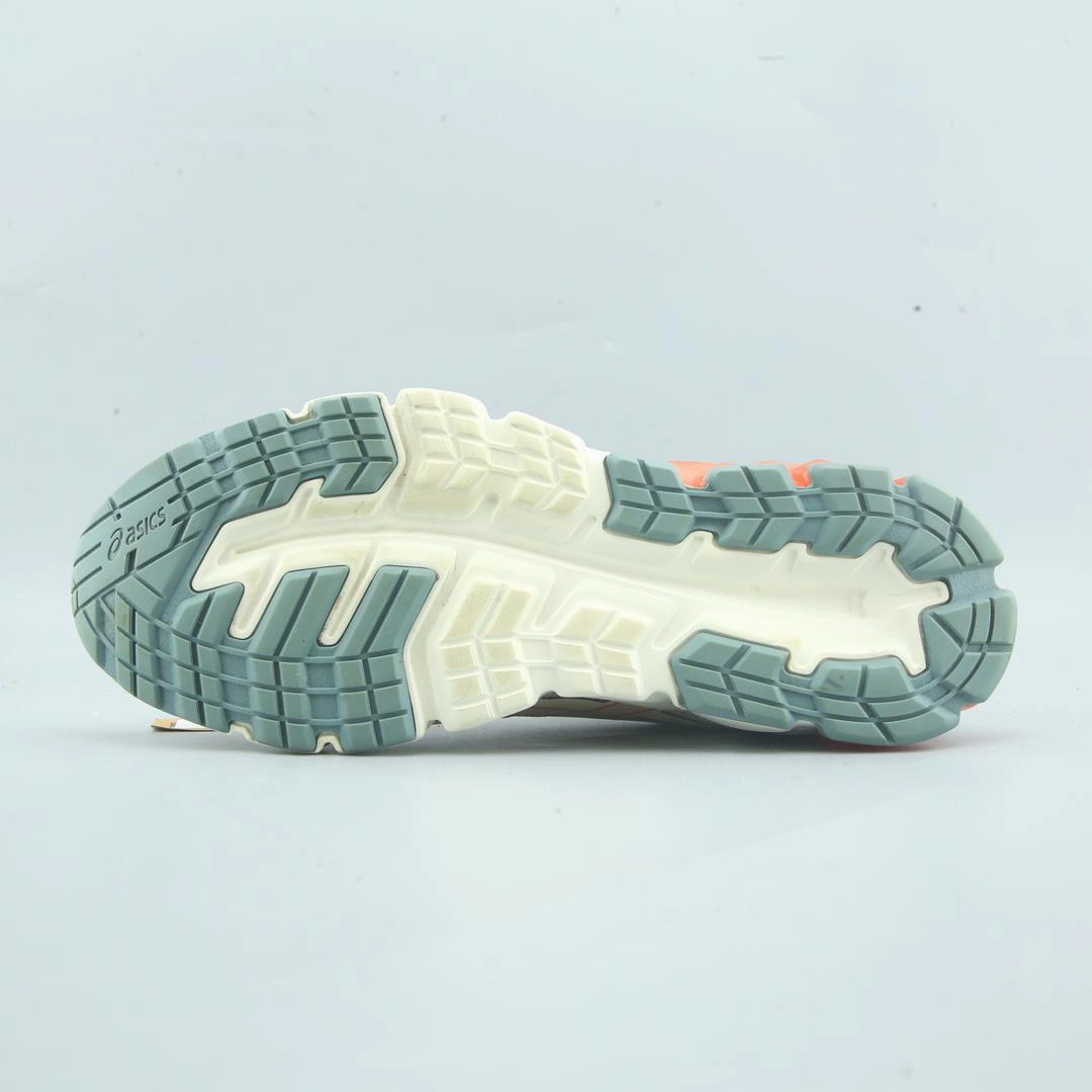 ASICS GEL QUANTUM 90 performance running shoe photos