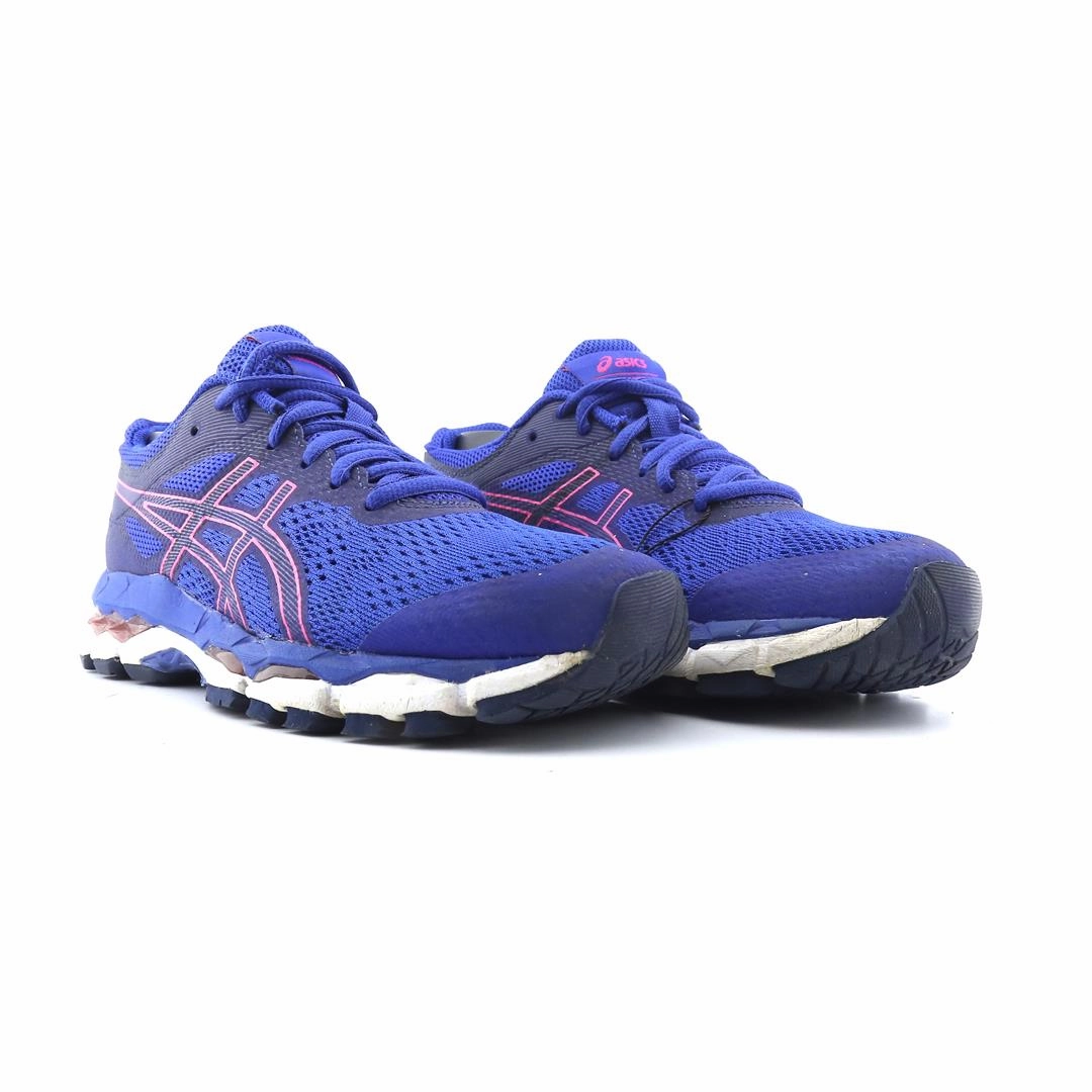 ASICS GEL-SUPERION 2 lightweight athletic shoe visuals