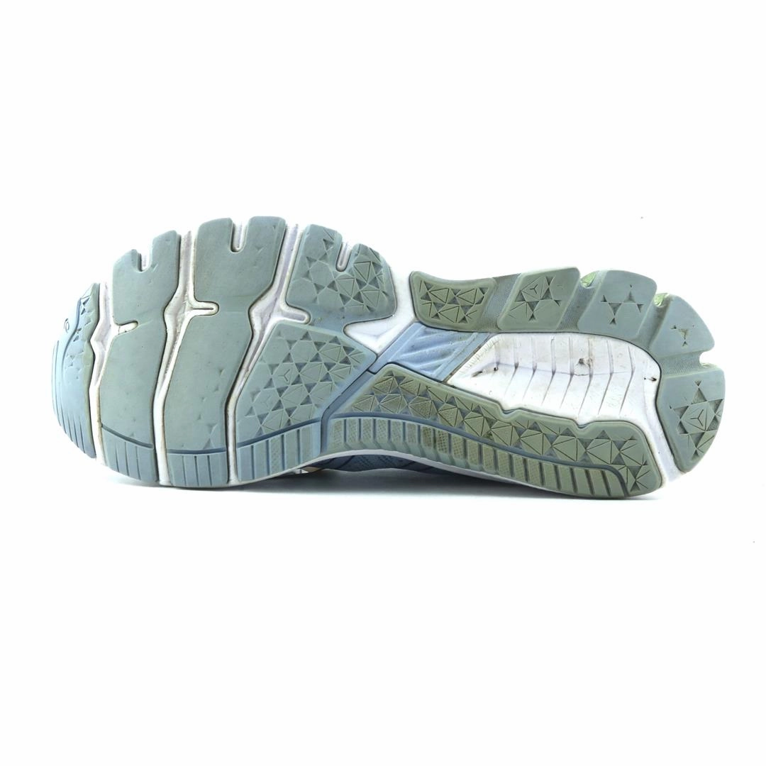 ASICS  GT 1000 10 lightweight athletic shoe visuals