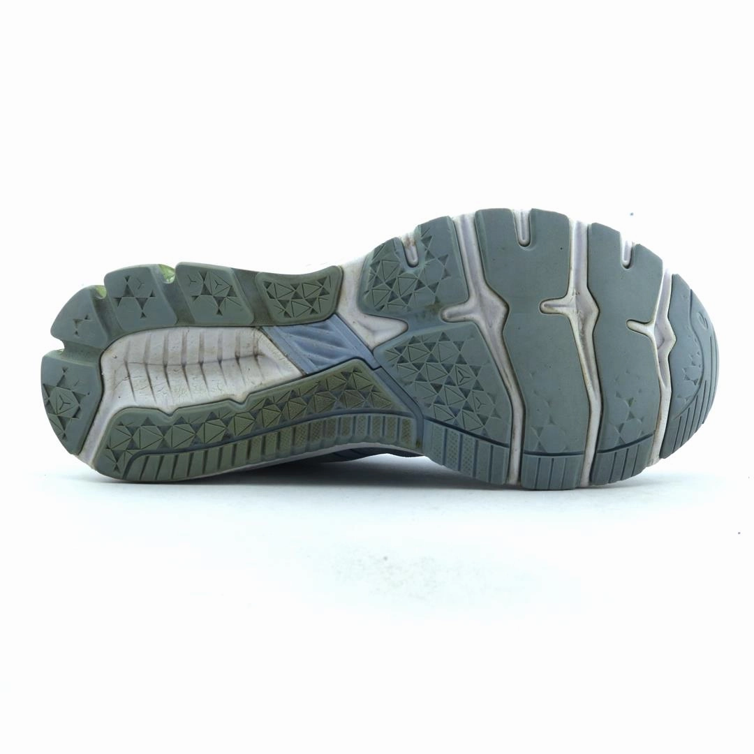 ASICS  GT 1000 10 lightweight athletic shoe visuals