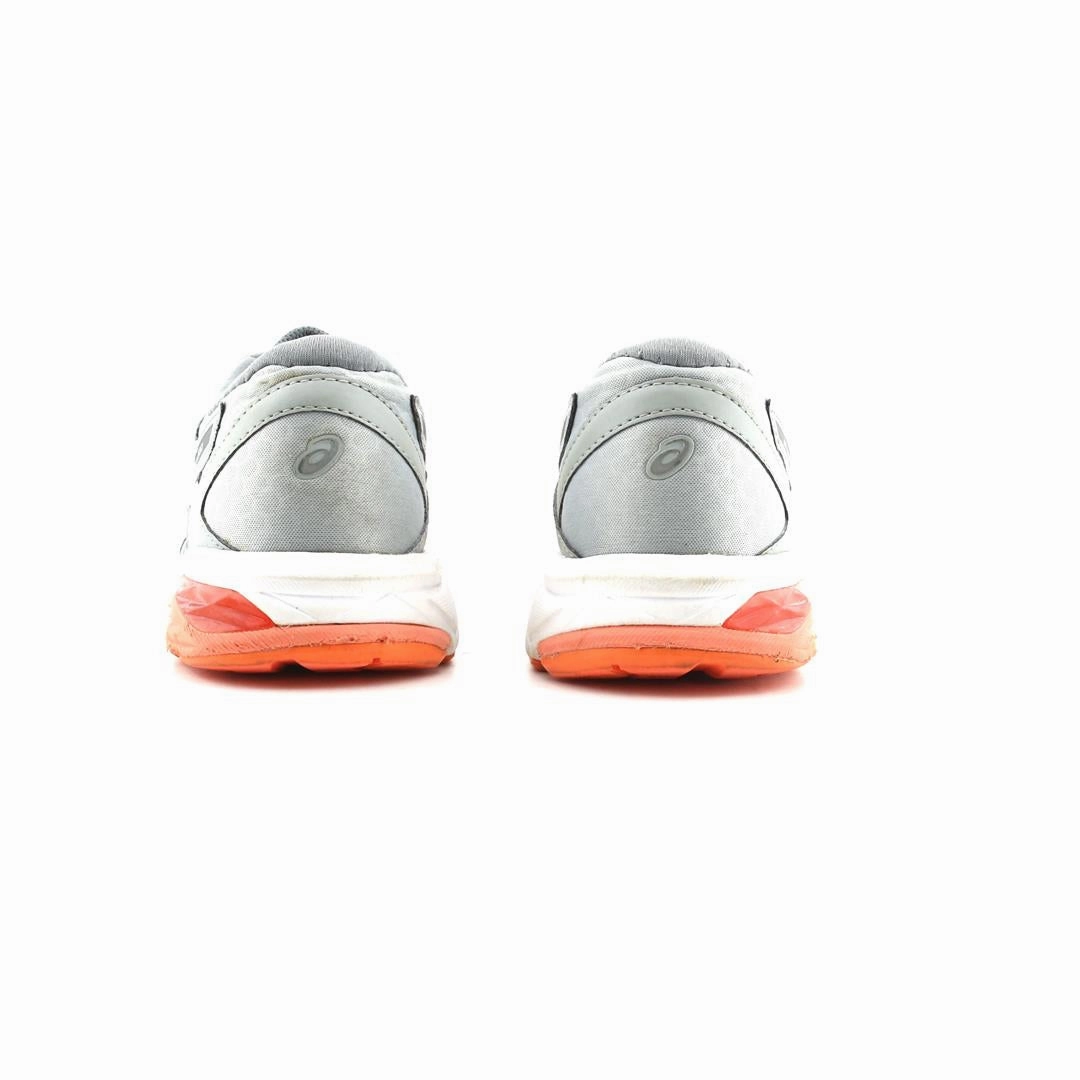 ASICS GT-1000 6 sporty Asics footwear images