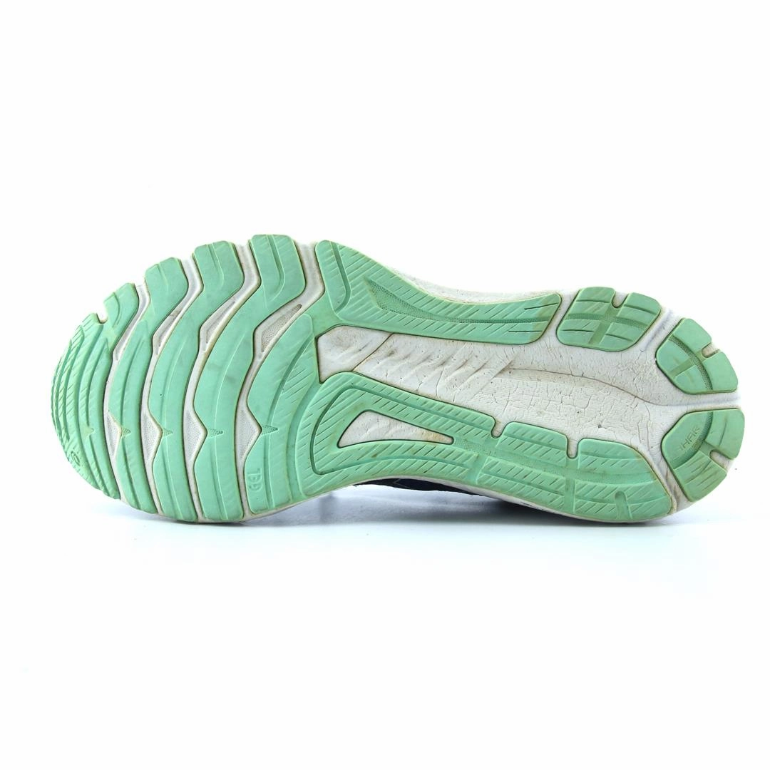 ASICS GT-2000 10 lightweight athletic shoe visuals