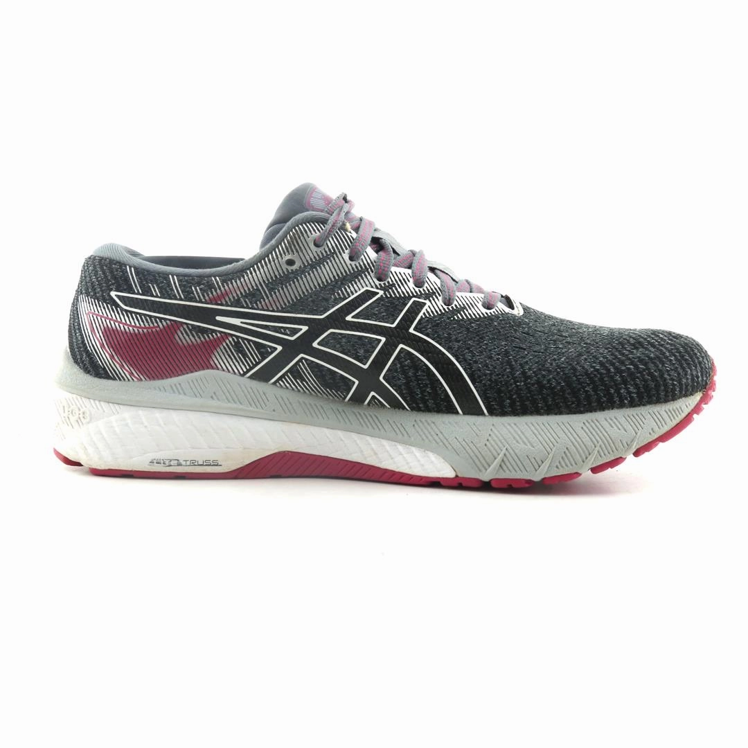 ASICS GT-2000 10 lightweight athletic shoe visuals