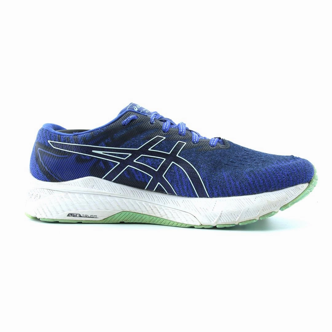 ASICS GT-2000 10 lightweight athletic shoe visuals