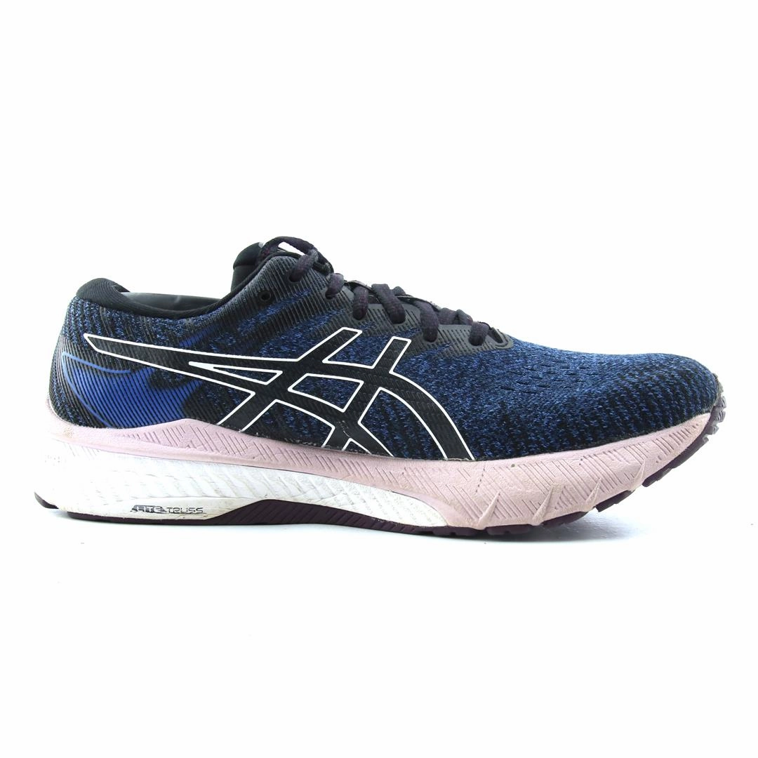 ASICS GT 2000 10 lightweight athletic shoe visuals