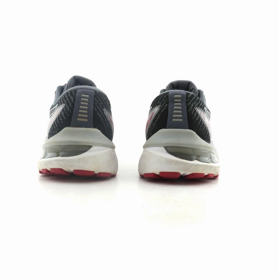 ASICS GT-2000 10 lightweight athletic shoe visuals