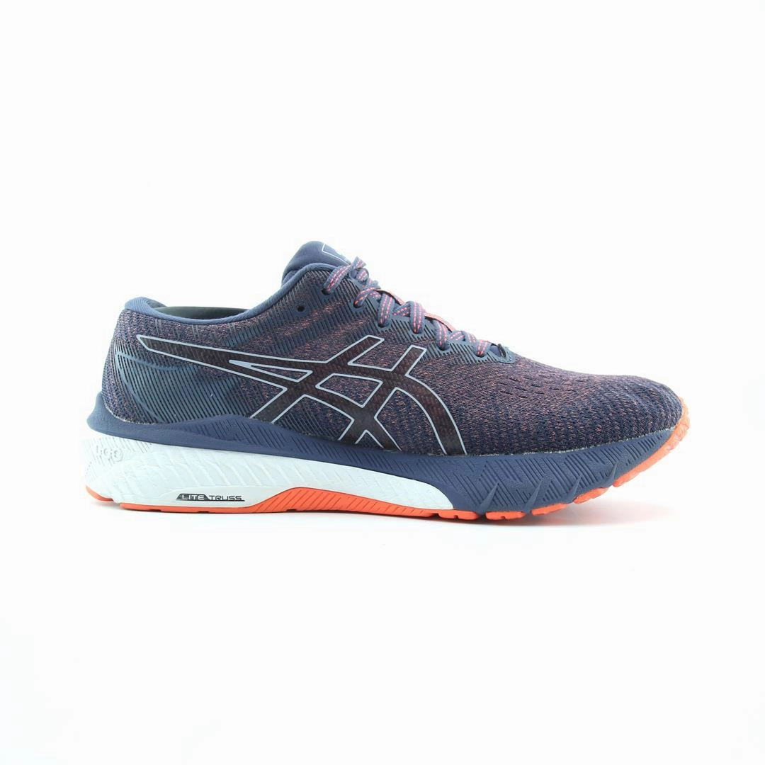ASICS GT 2000 10 performance running shoe photos