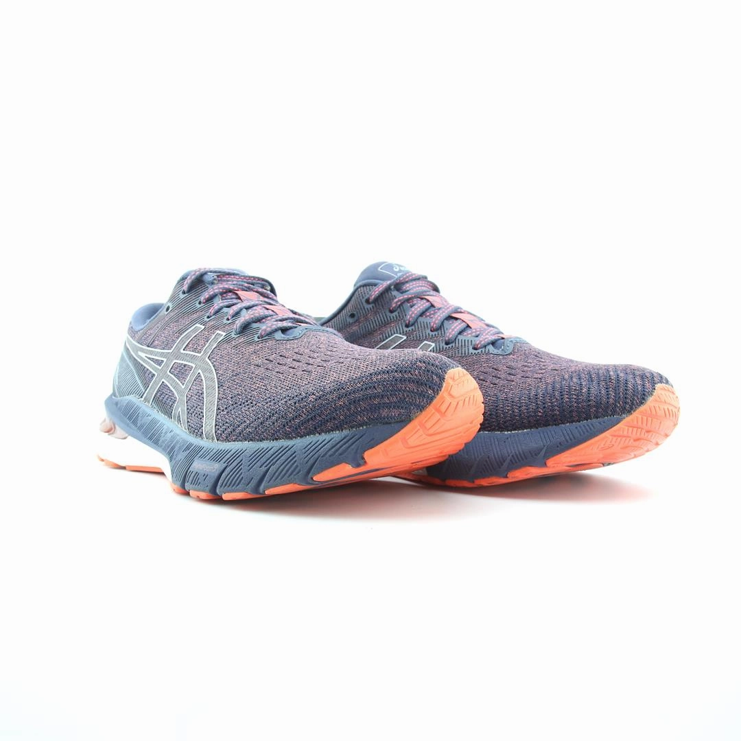 ASICS GT 2000 10 performance running shoe photos