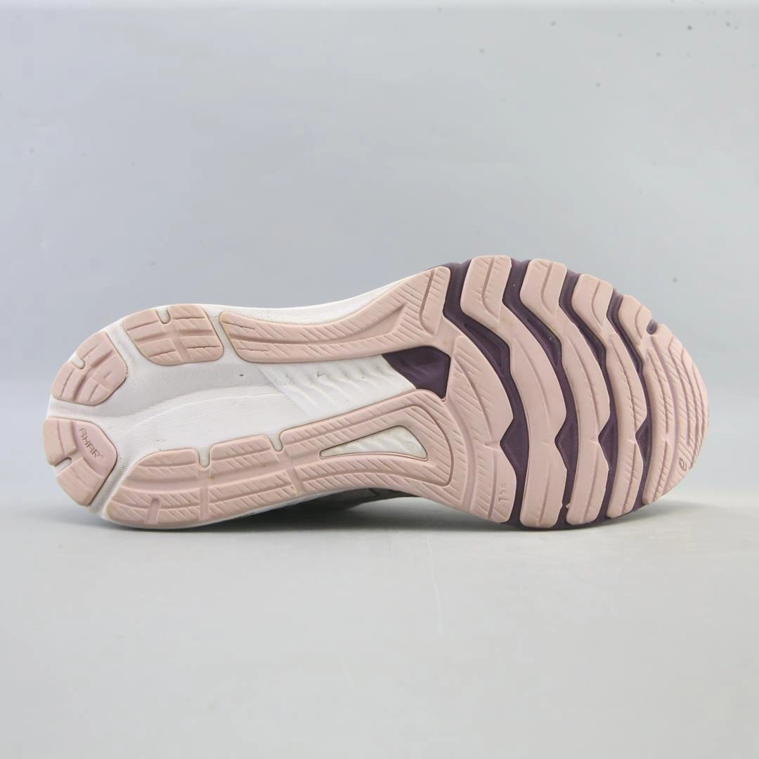 ASICS GT-2000 10 sporty Asics footwear images