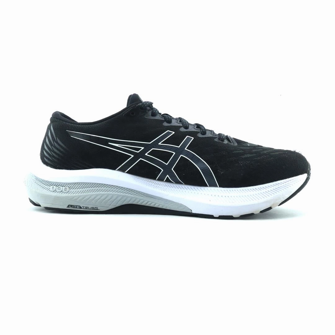 ASICS GT 2000 11 lightweight athletic shoe visuals
