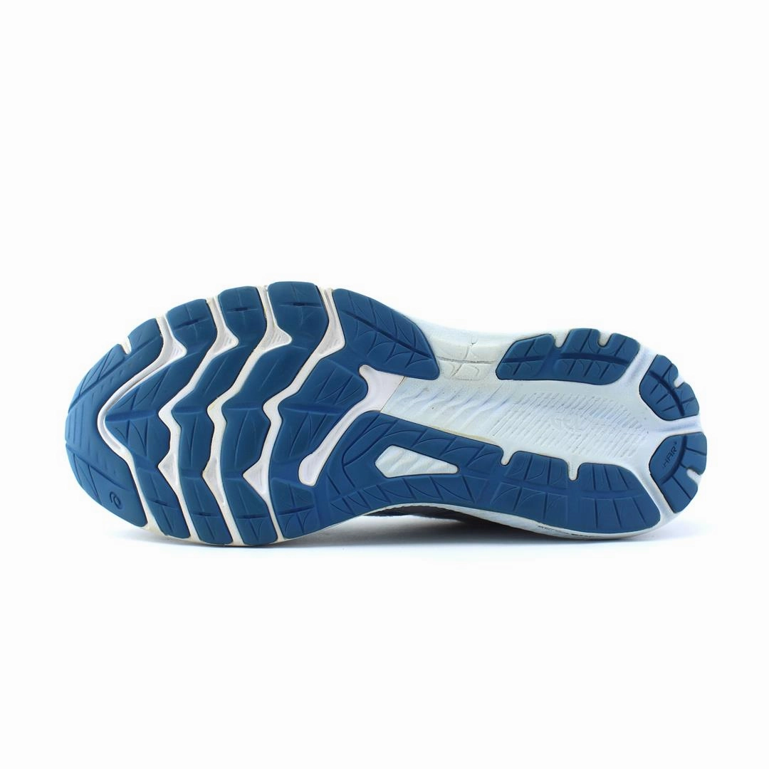 ASICS GT 2000 11 sporty Asics footwear images