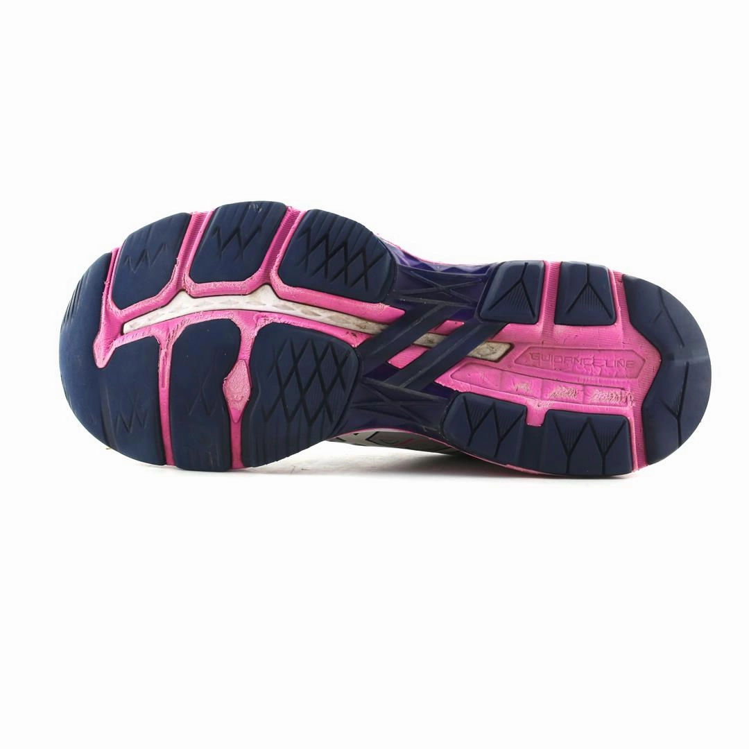 ASICS GT 2000 5 sporty Asics footwear images