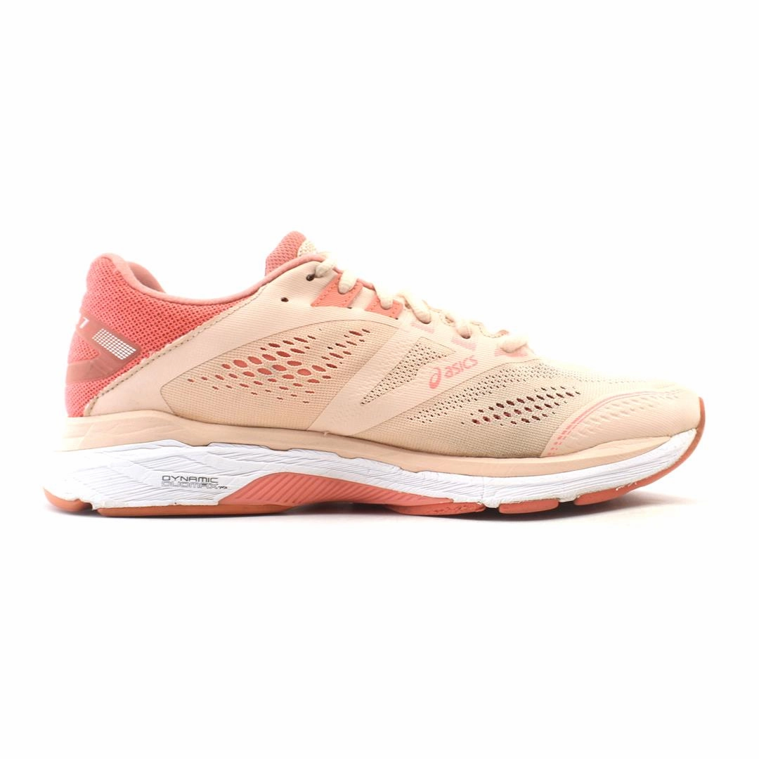 ASICS GT-2000 7 performance running shoe photos