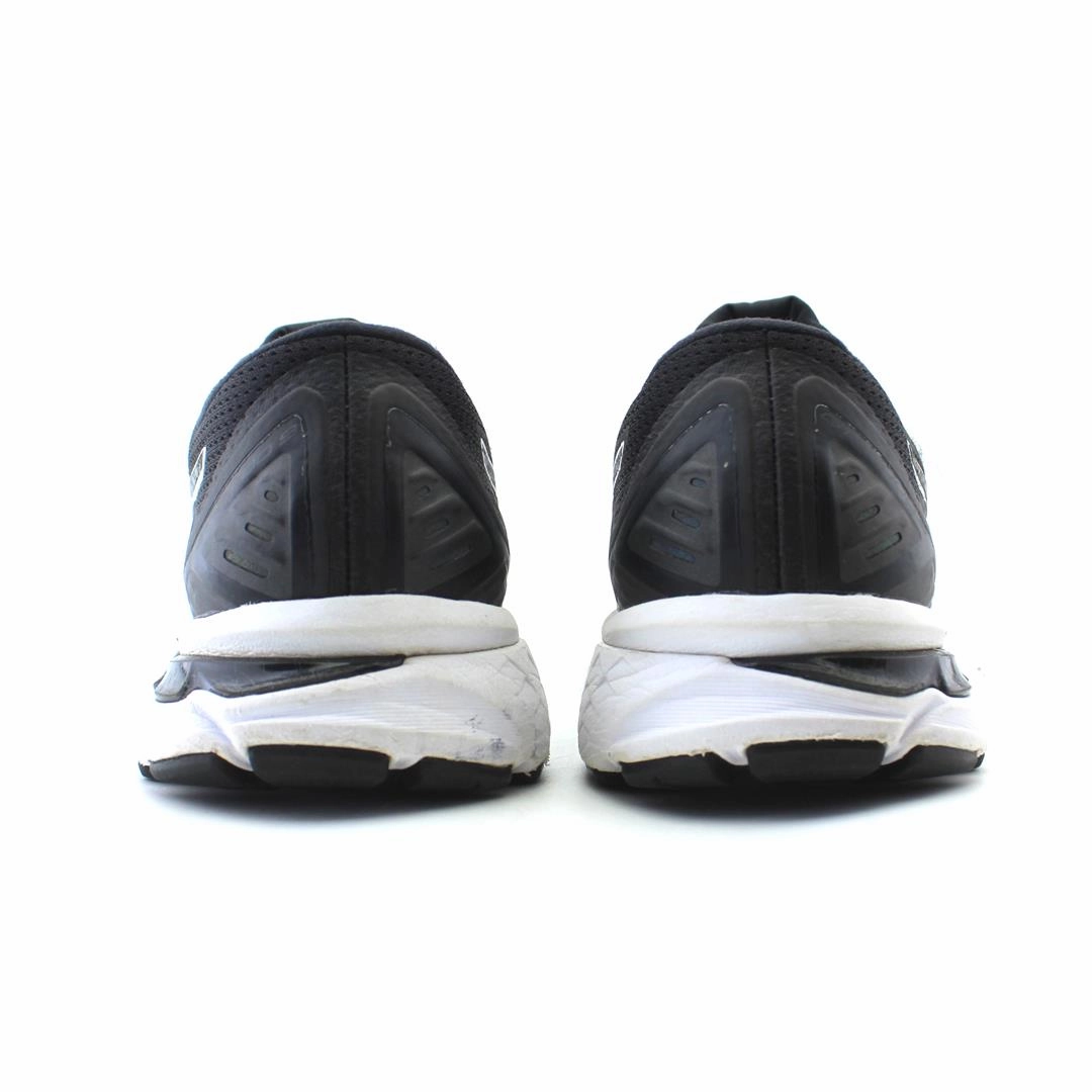 ASICS GT-2000 9 sporty Asics footwear images