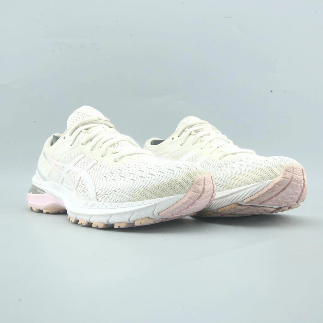 ASICS GT 2000 9 trainer shoe design snapshots