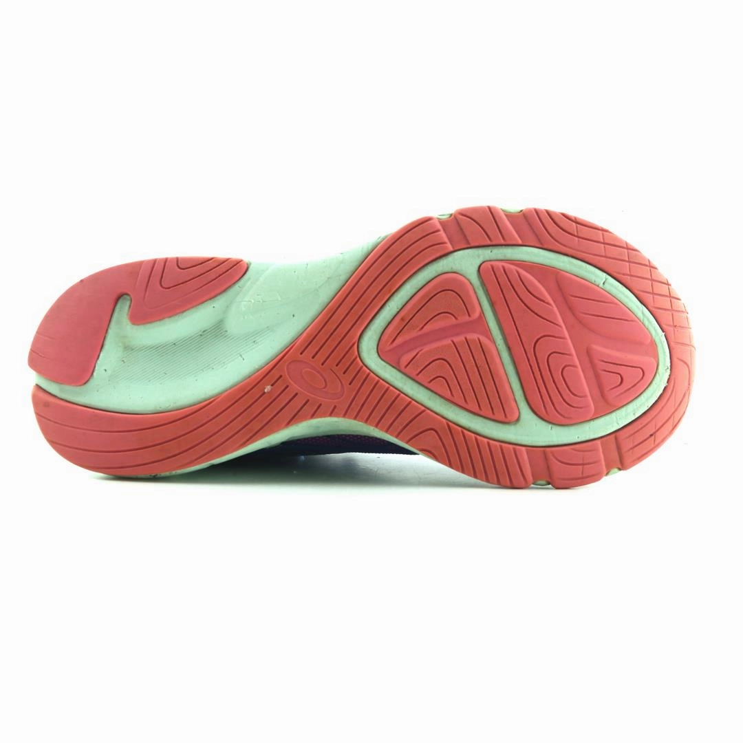 ASICS NOOSA GS lightweight athletic shoe visuals