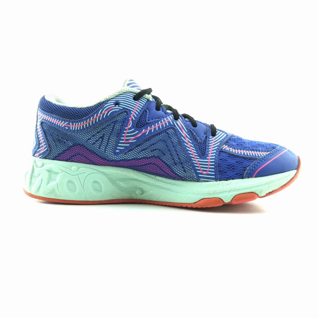 ASICS NOOSA GS lightweight athletic shoe visuals