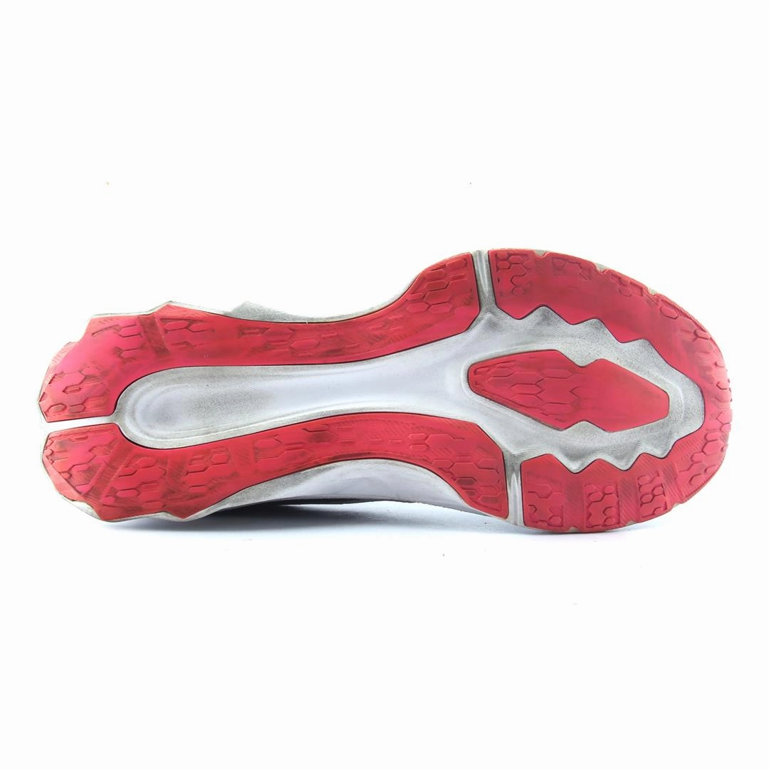 ASICS NOVABLAST performance running shoe photos