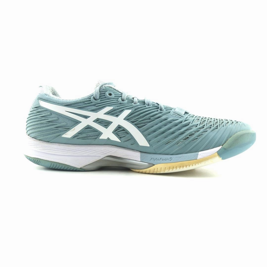 ASICS SOLUTION SPEED FF lightweight athletic shoe visuals