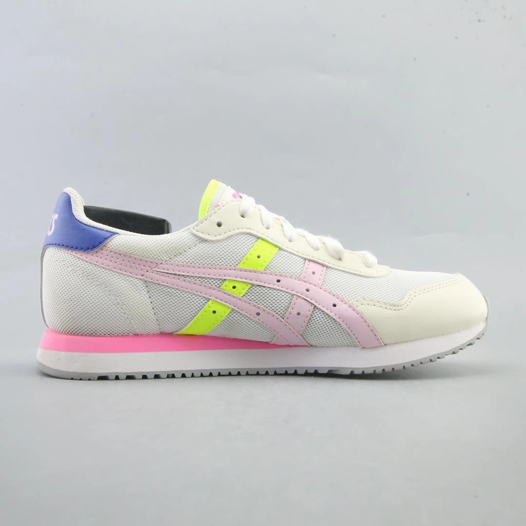 ASICS TIGER RUNNER lightweight athletic shoe visuals