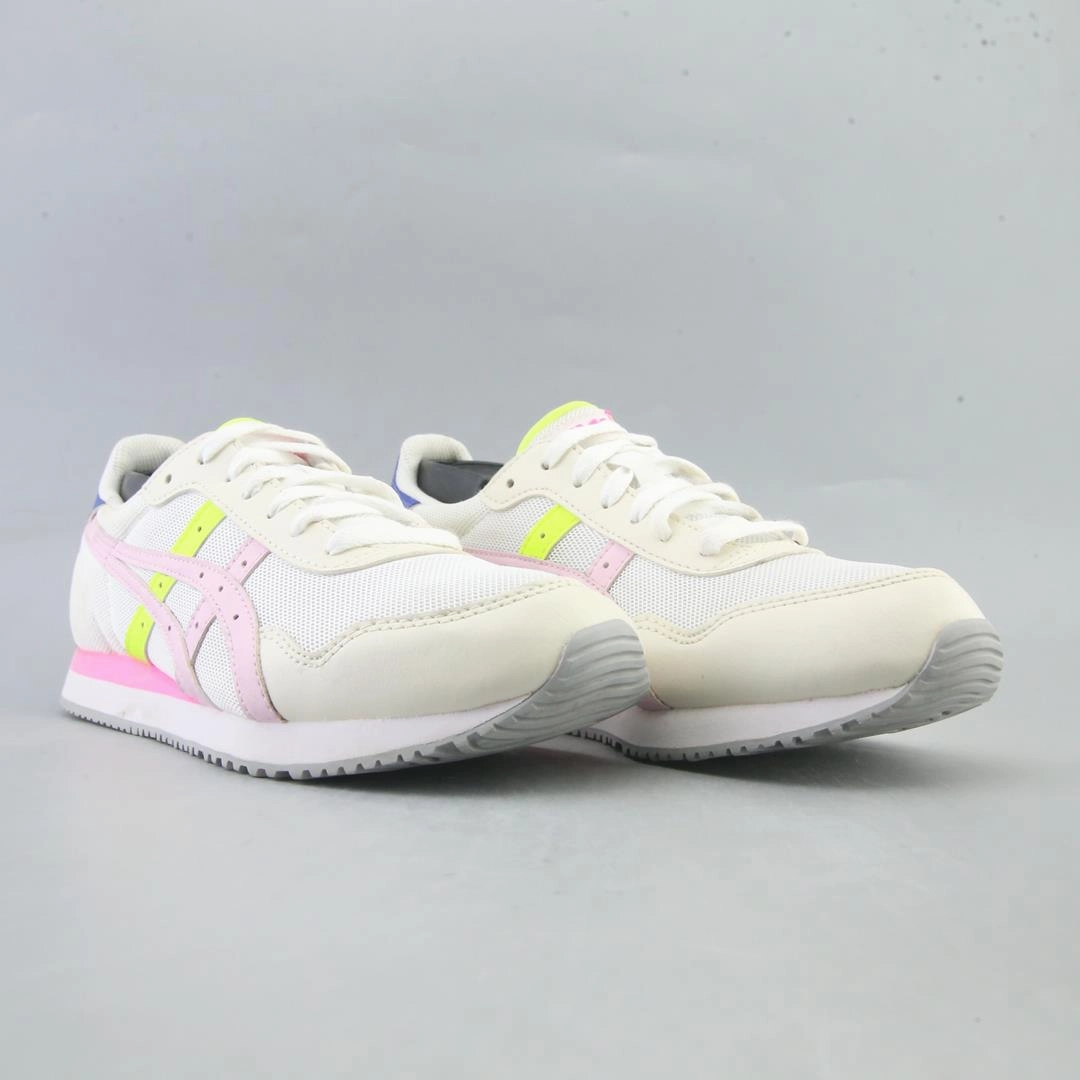 ASICS TIGER RUNNER lightweight athletic shoe visuals