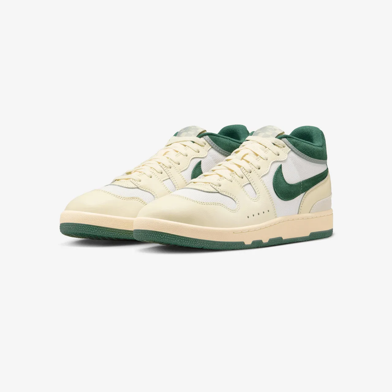 Attack Nike casual lifestyle sneakers