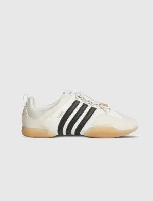 BAD BUNNY BALLERINA "WHITE" Adidas lifestyle shoes for streetwear looks