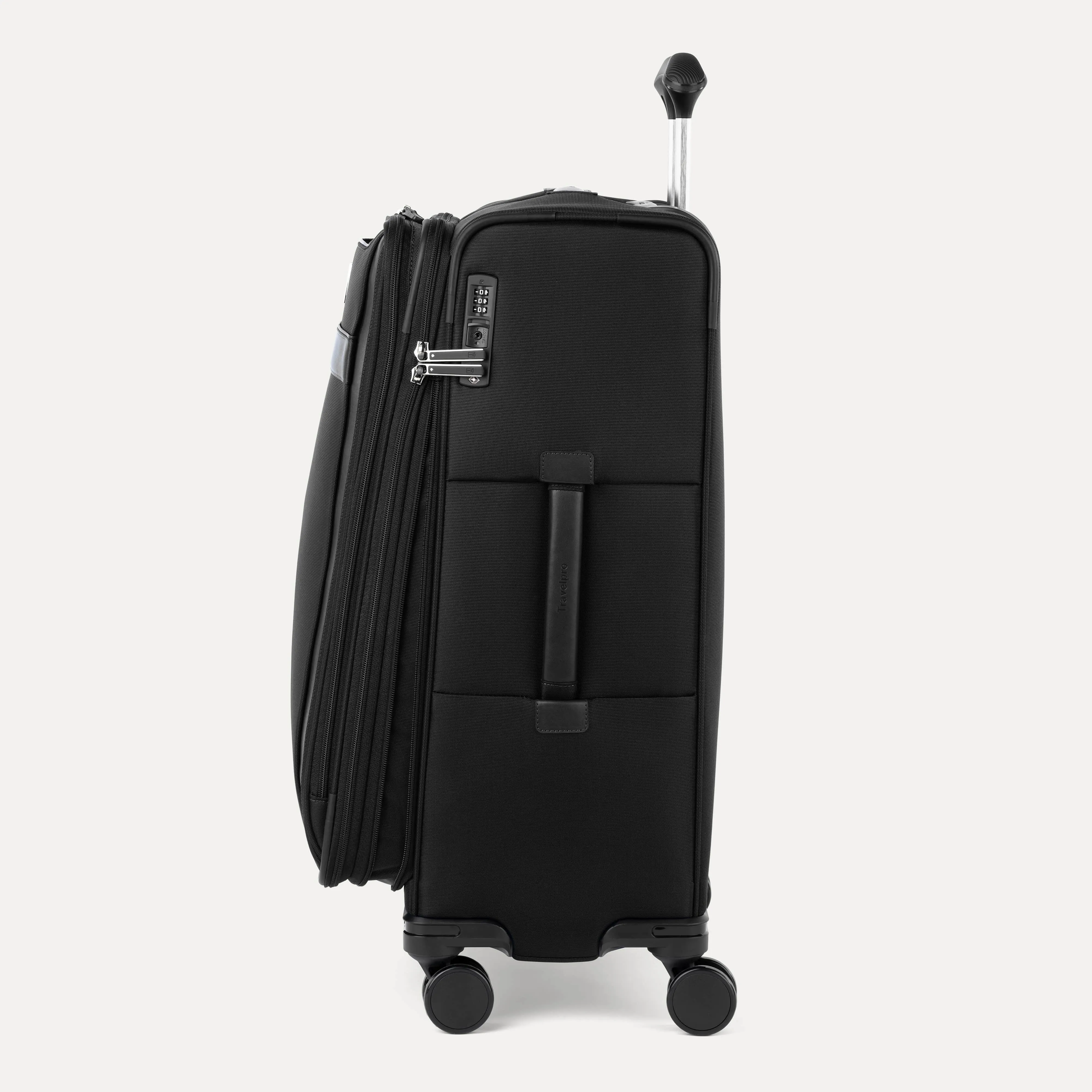 Bags Travelpro Softside VersaPack  Medium Check-In Spinner
