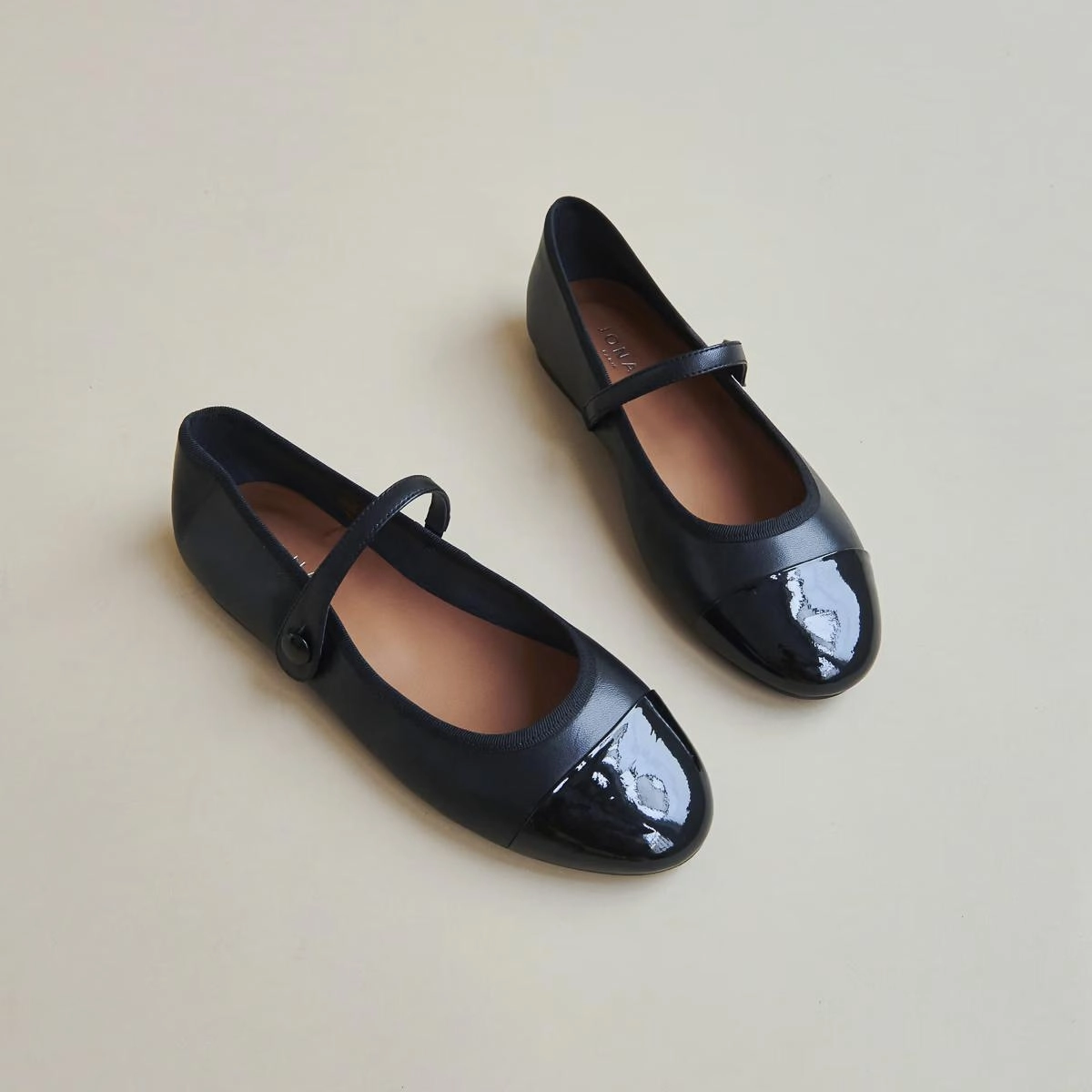Ballerina Dreux Noir Jonak women's stylish shoes with modern design