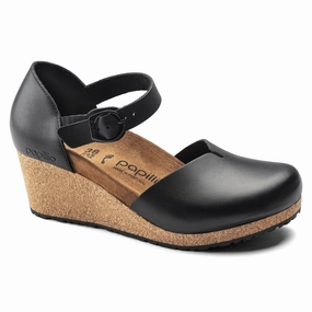Birkenstock Mary Ring-Buckle Leather  Classic Comfort with a Stylish Twist Birkenstock soft footbed slides for casual wear