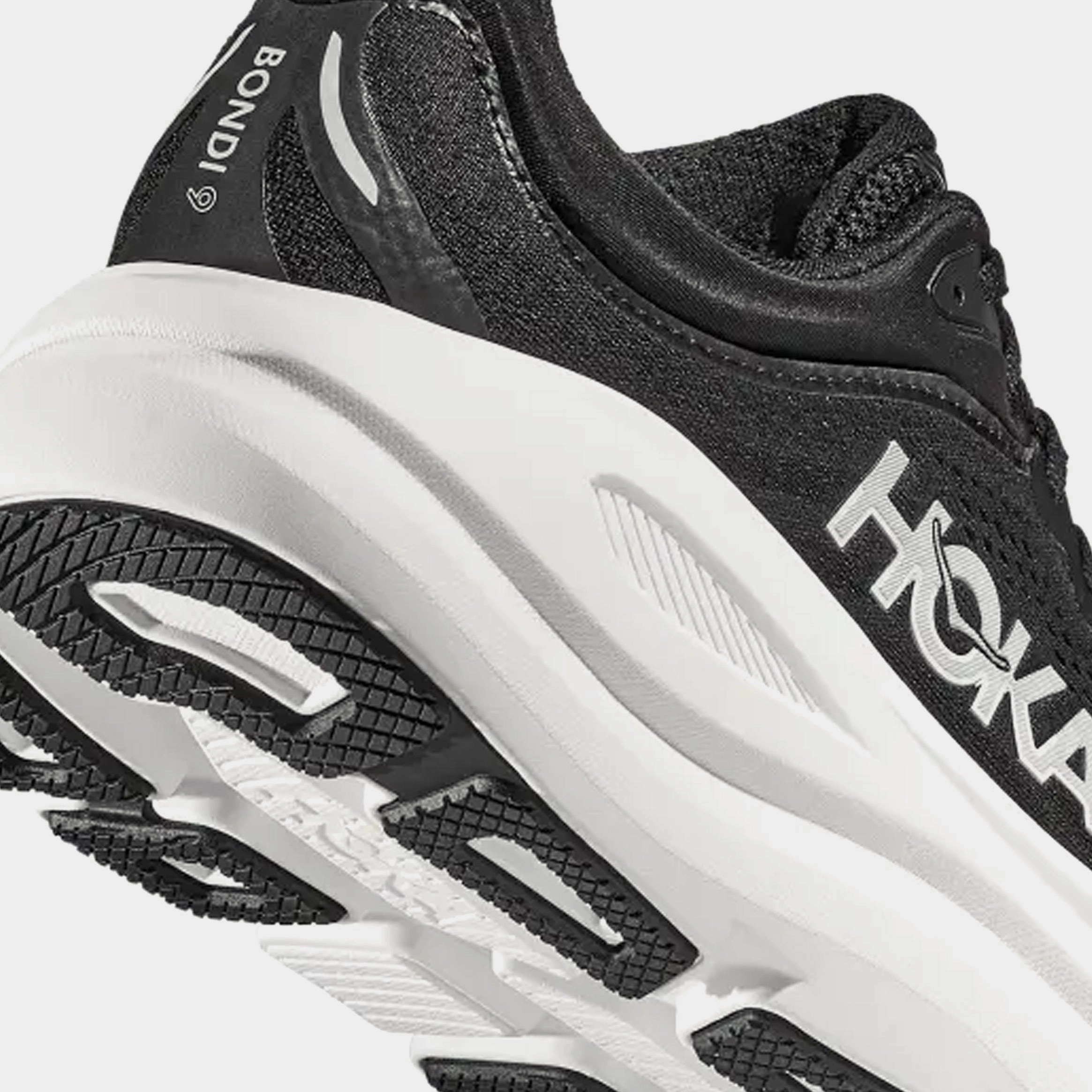 Bondi 9 Mens Running Shoes (Black/White/Black) Trail grip footwear