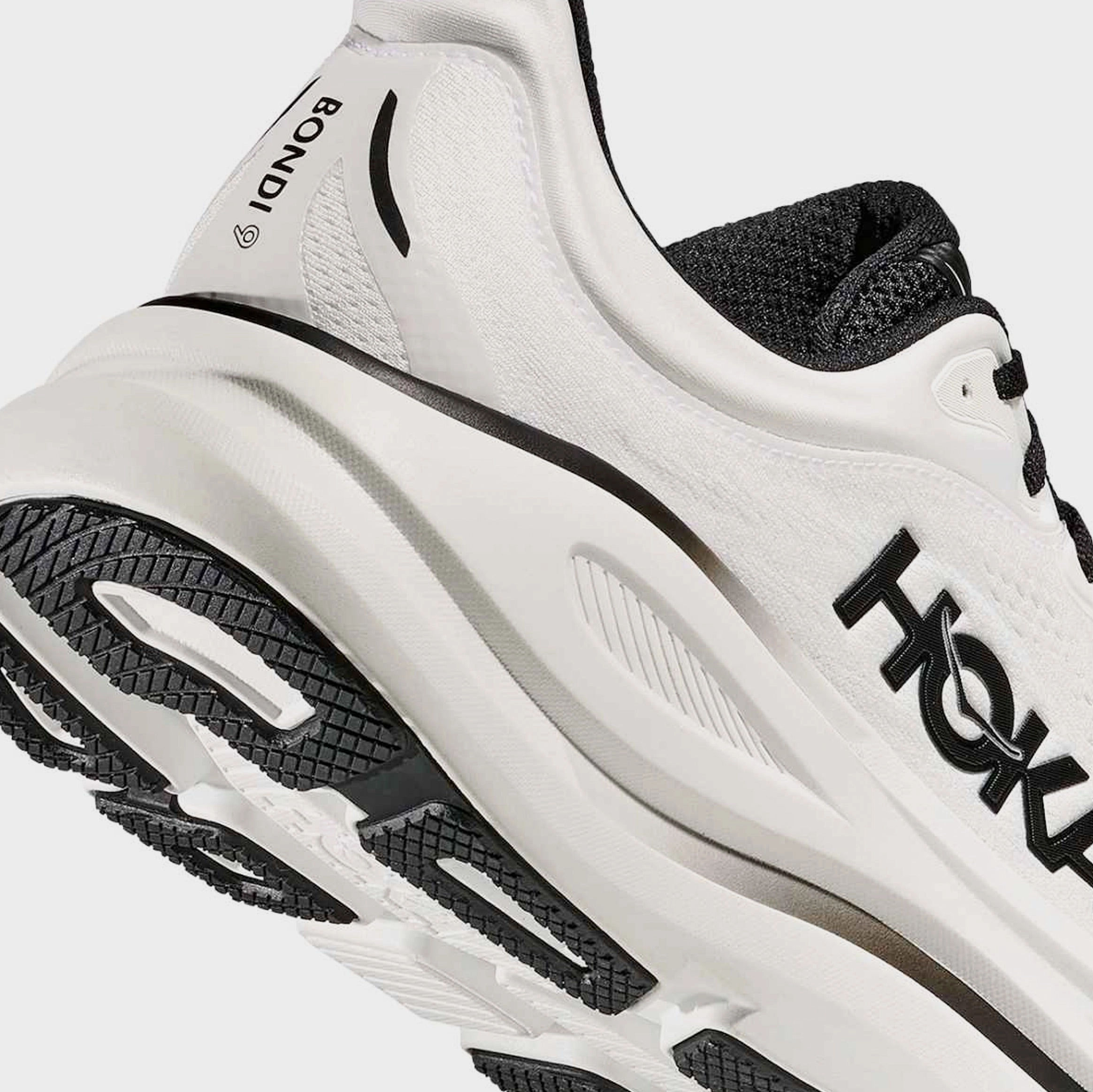 Bondi 9 Mens Running Shoes (White/Black) Trail grip footwear