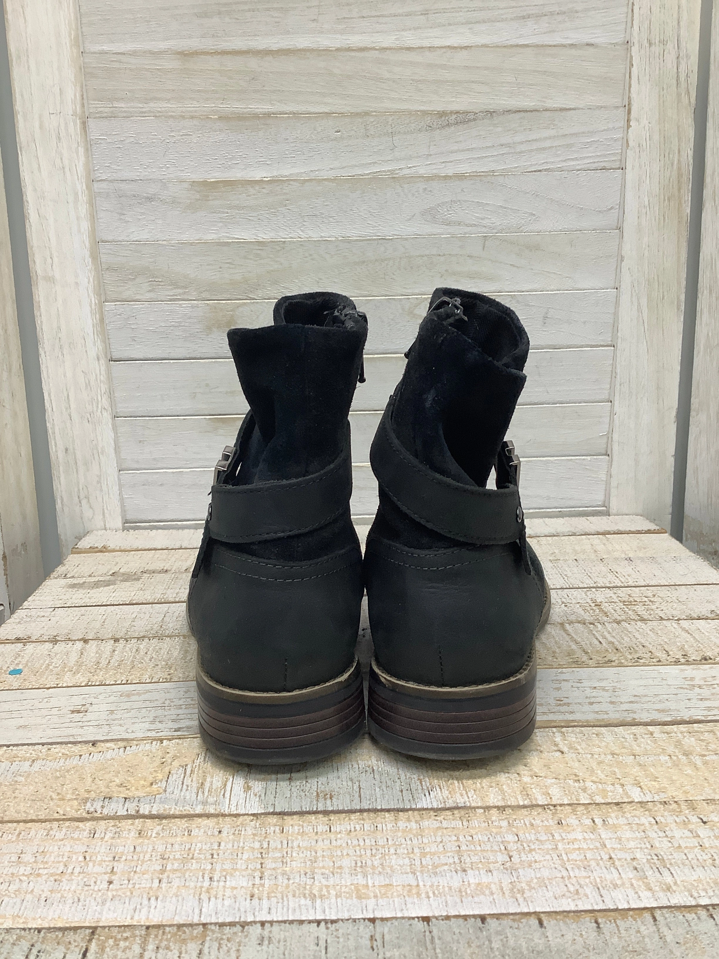 Boots Ankle Flats By Clarks In Black, Size: 6 Leather Footwear