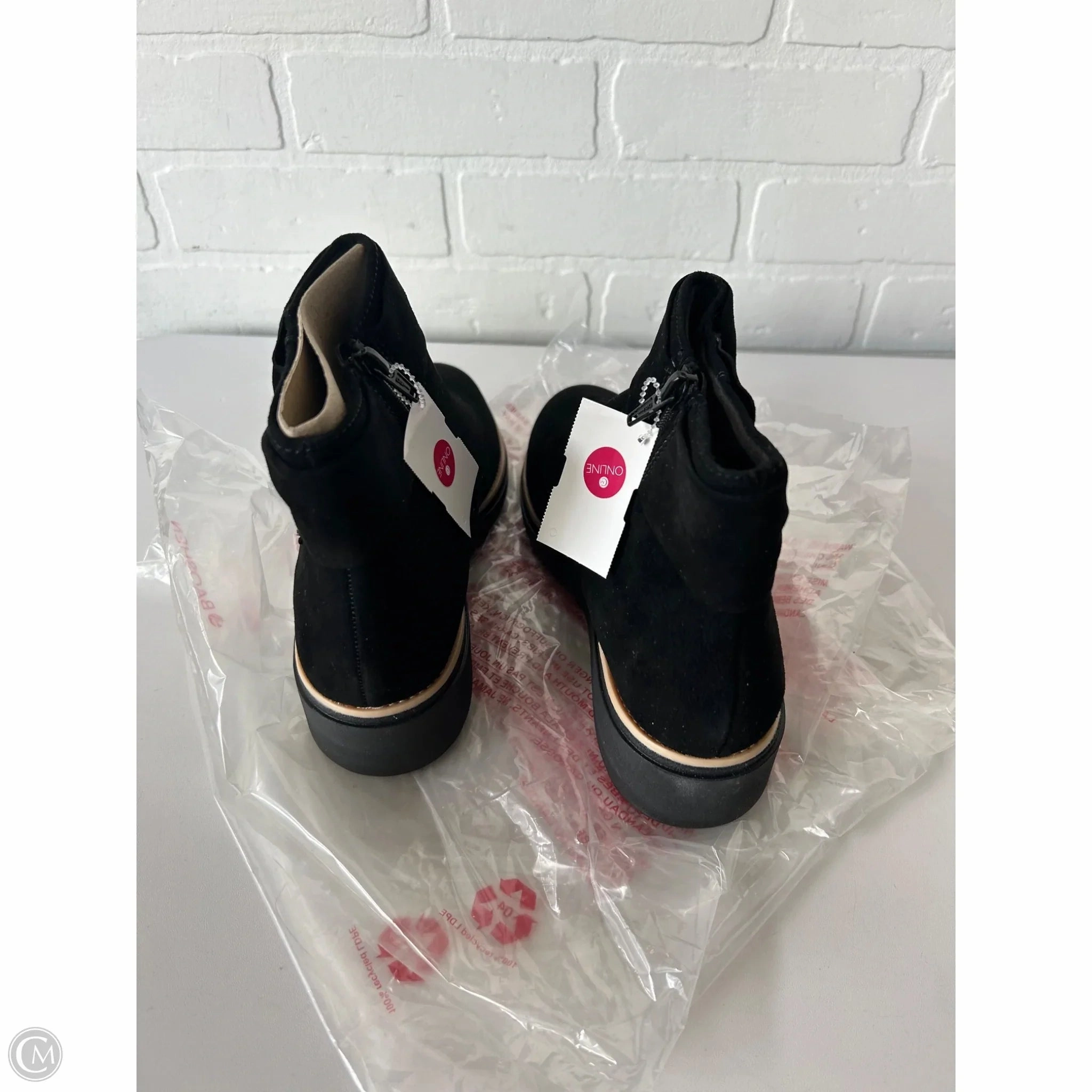 Boots Ankle Flats By Clarks In Black, Size: 7.5 Leather Footwear