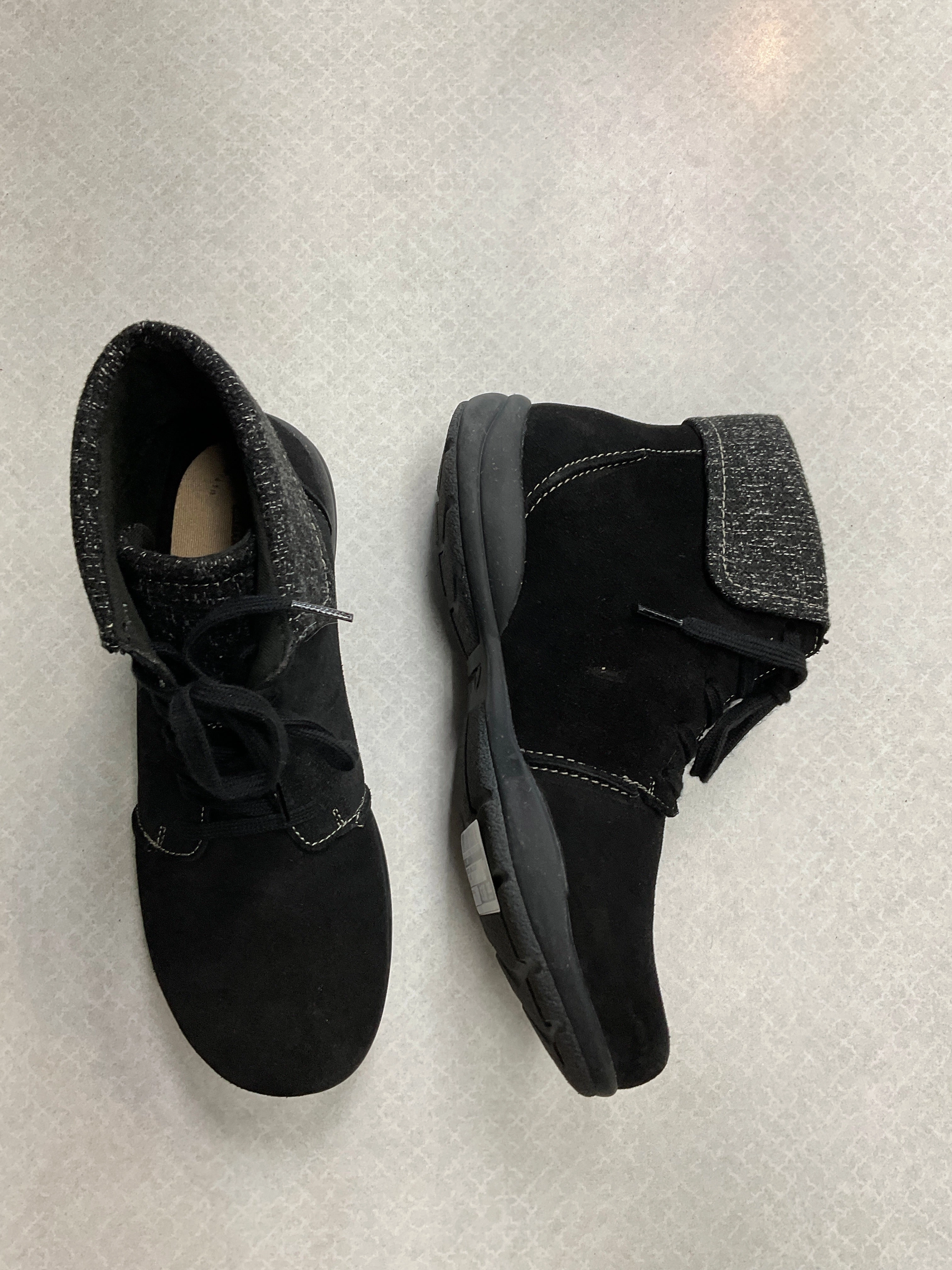 Boots Ankle Flats By Clarks In Black, Size: 8 Leather Footwear