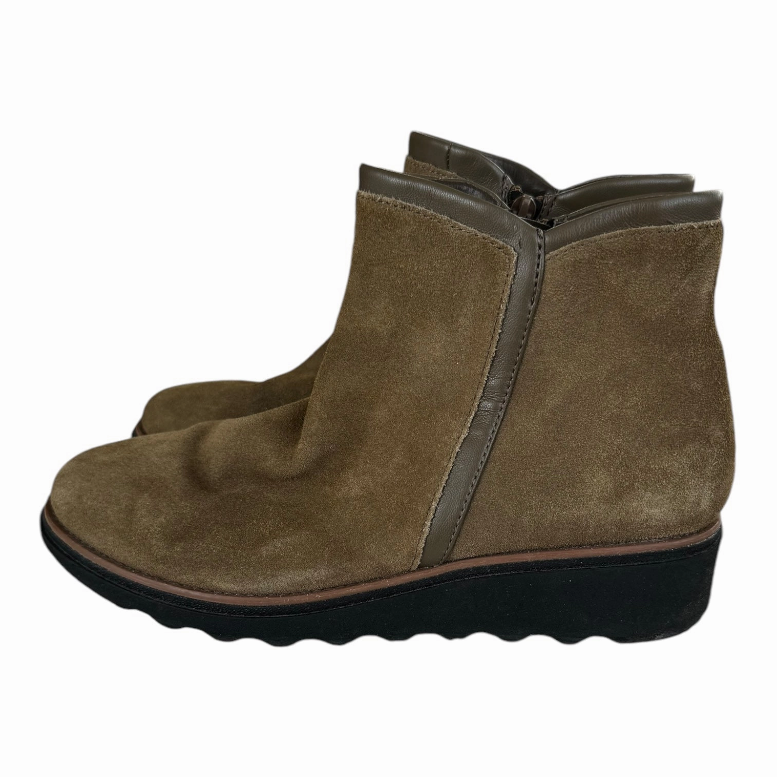 Boots Ankle Flats By Clarks In Brown, Size: 9.5 Leather Footwear