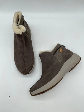 Boots Ankle Flats By Clarks In Tan, Size: 11 Clarks leather shoes for daily wear