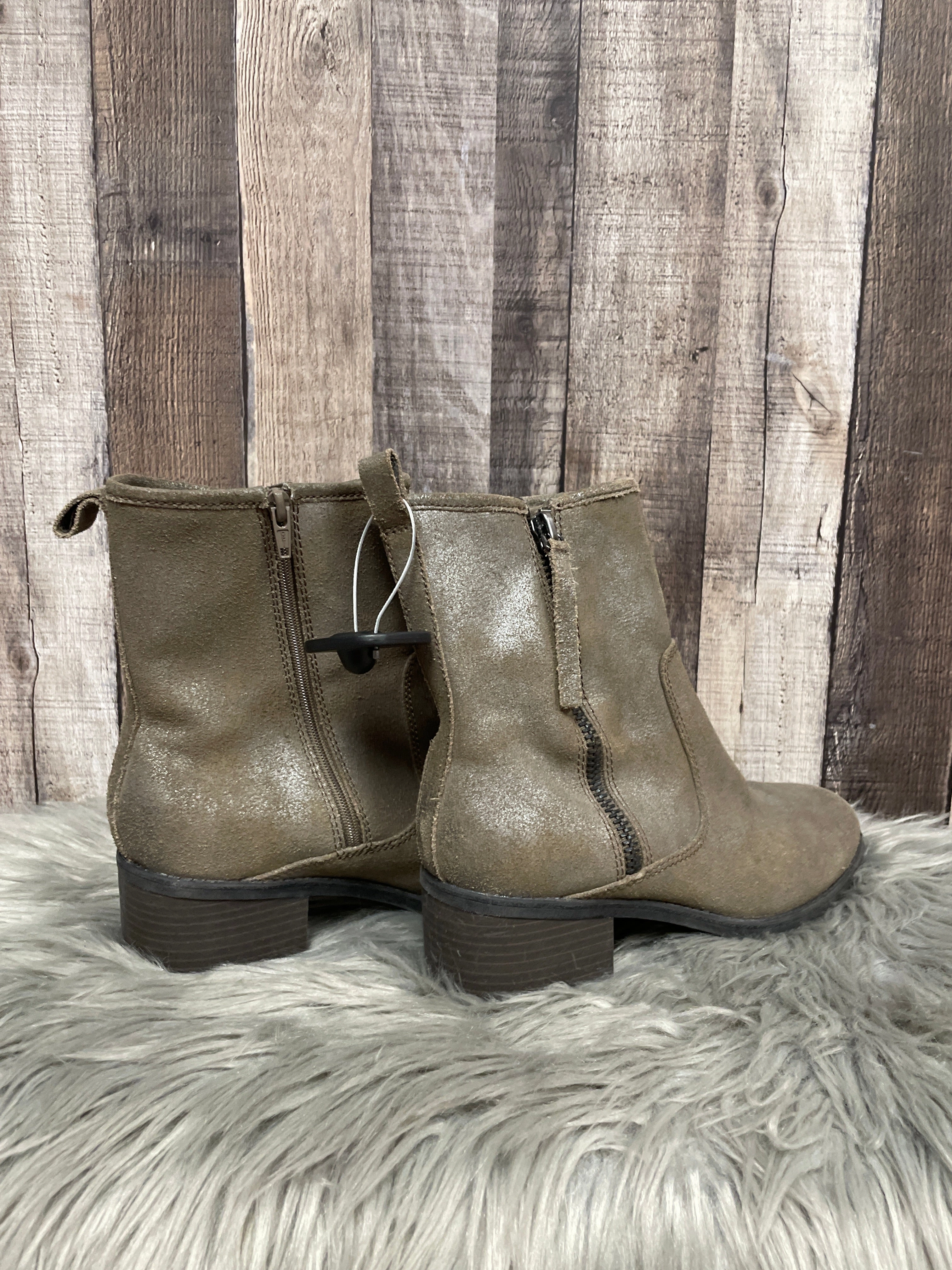 Boots Ankle Flats By Clarks In Taupe, Size: 8.5 Leather Footwear