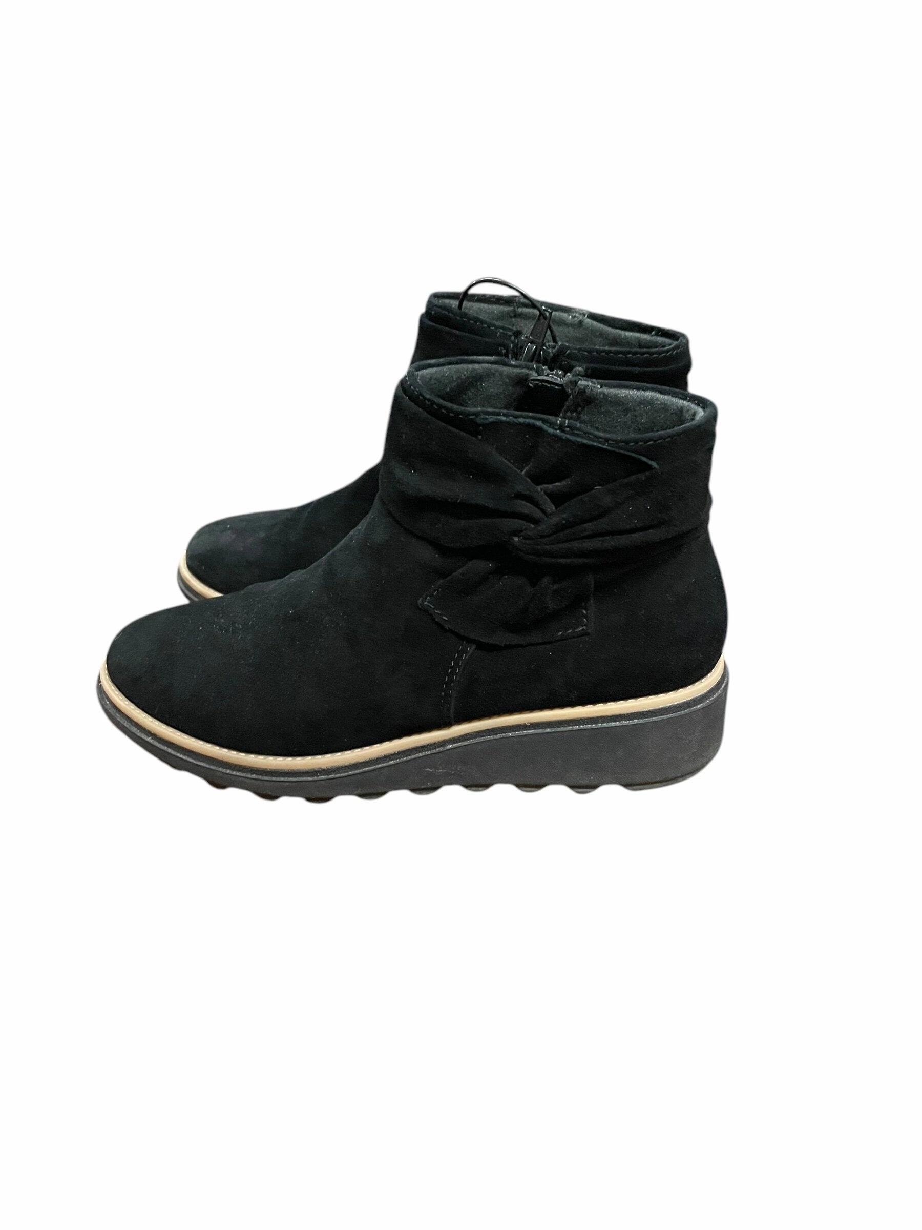 Boots Ankle Flats By Clarks  Size: 6.5 Leather Footwear
