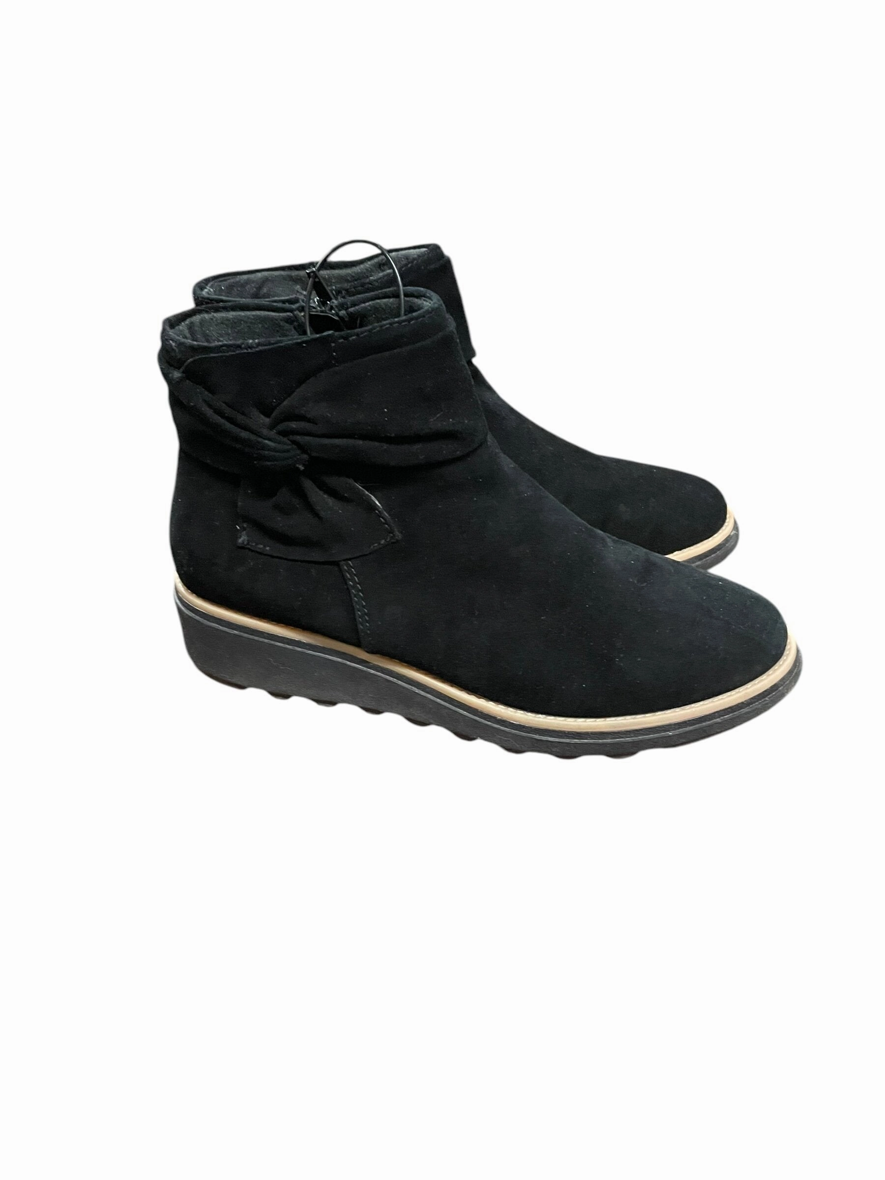 Boots Ankle Flats By Clarks  Size: 6.5 Clarks leather shoes for daily wear