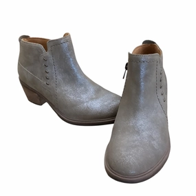 Boots Ankle Heels By Clarks In Grey & Silver, Size:7.5 Clarks leather shoes for daily wear