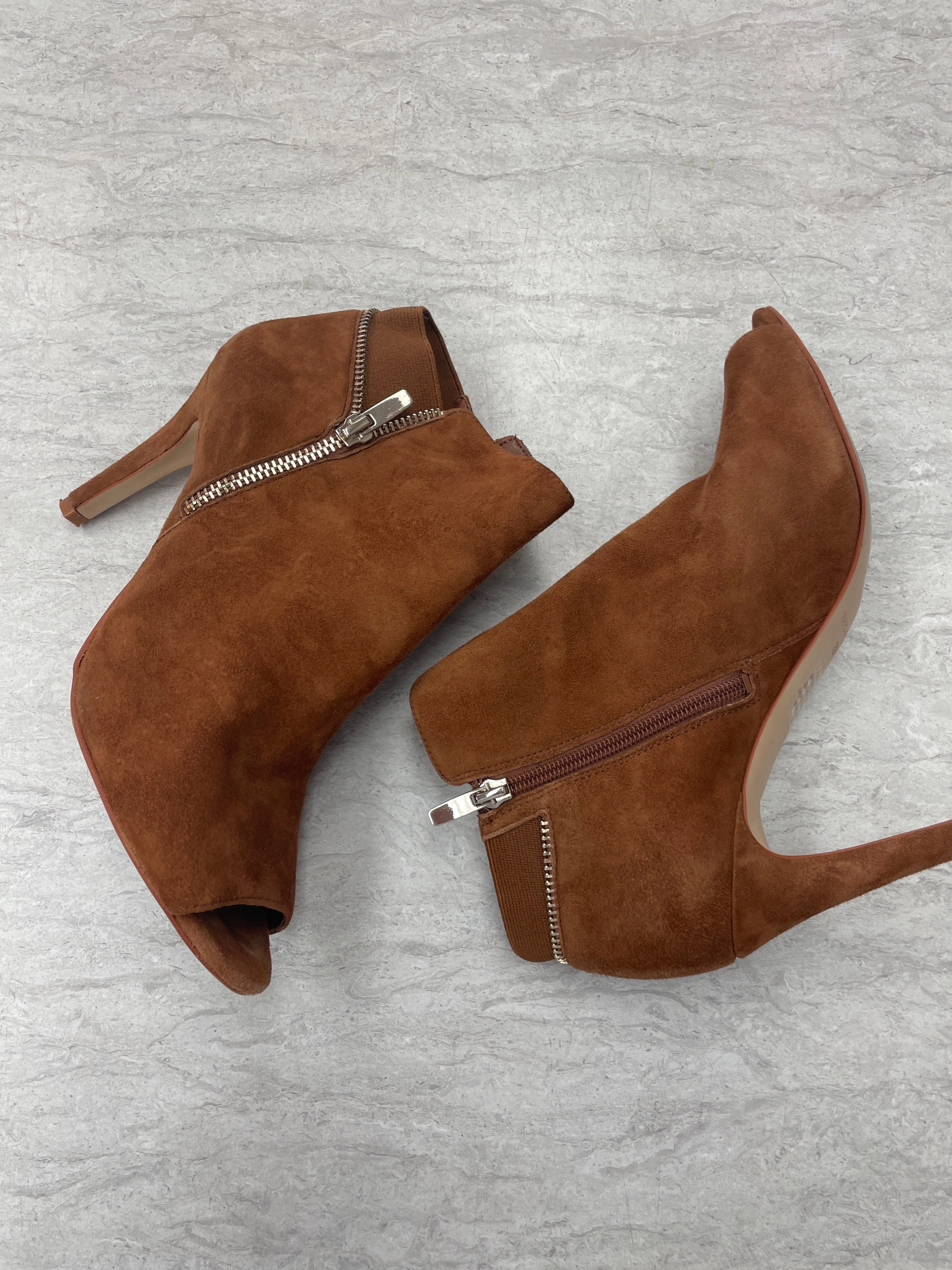 Boots Ankle Heels By Marc Fisher In Brown, Size: 9.5 Fashion Heels