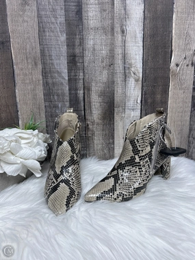 Boots Ankle Heels By Marc Fisher In Snakeskin Print, Size: 6 Marc Fisher fashion shoes with block heels